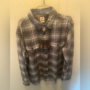 NWT Levi’s Black and Grey Plaid Shirt. Brand New